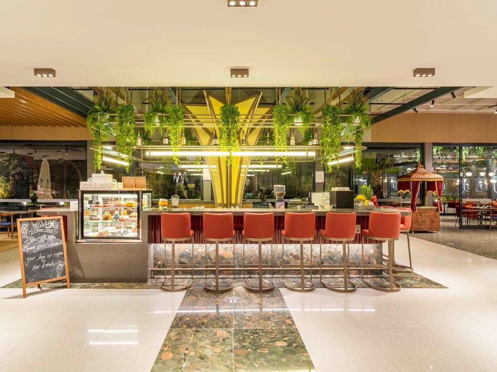 Mercure Trabzon Hotel Restaurant foto The Bar